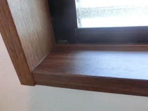 新たにダイノックシートを貼った状態